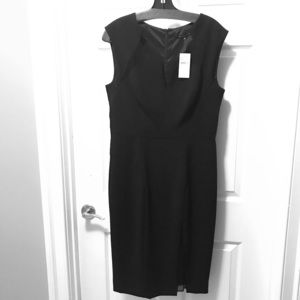 NWT Black Halo dress. Sleeveless v- neck.